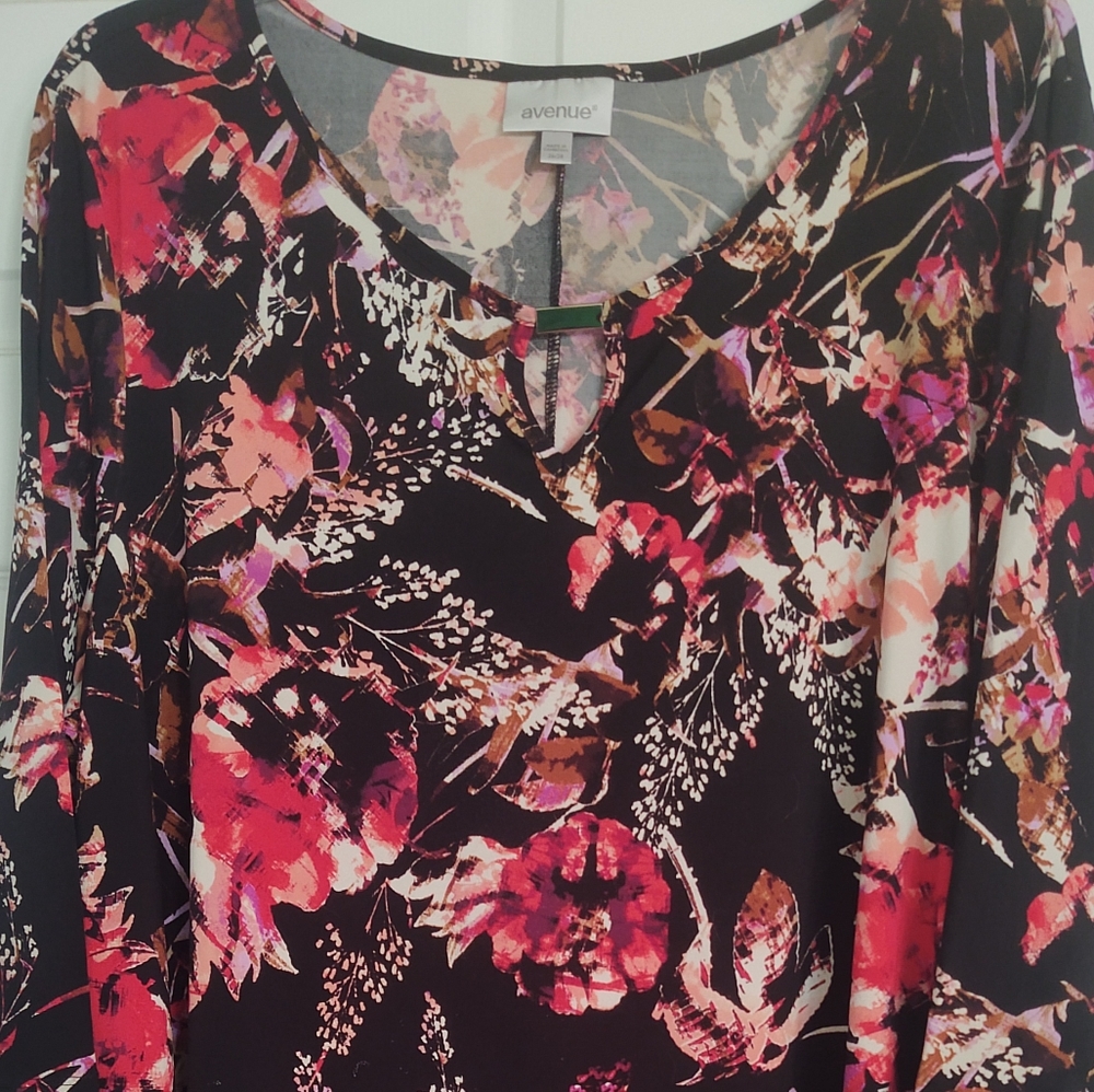 Avenue Handkerchief Tunic 3X